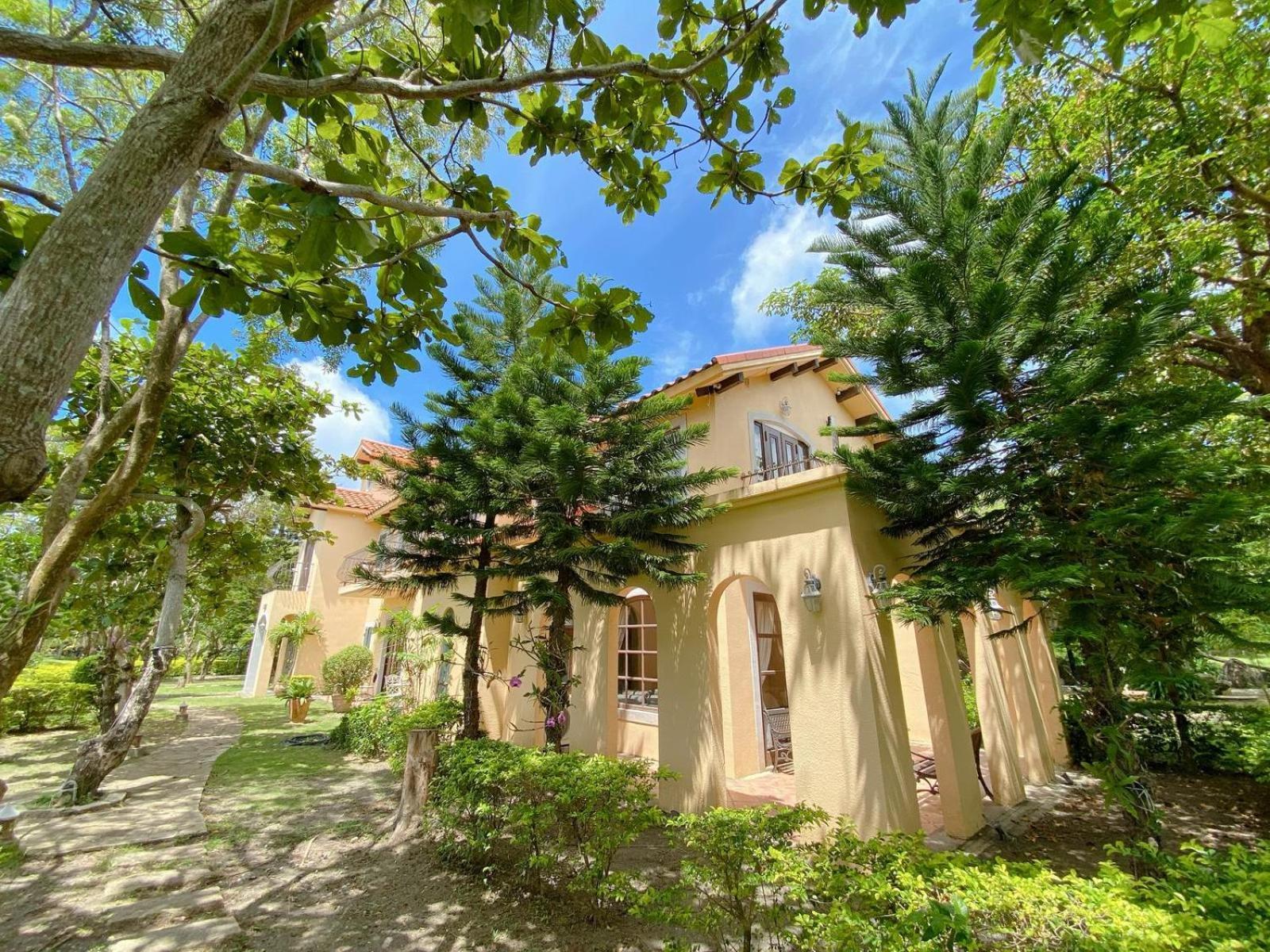 Kenting Tuscany Resort Exterior photo